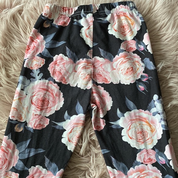 Girls Floral Leggings - Picture 4 of 5